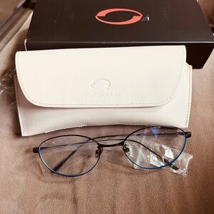 Goodluuk Eyeglasses with Case